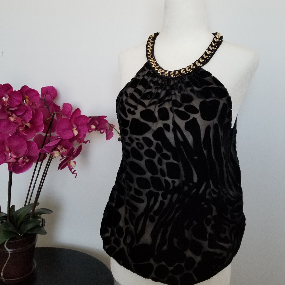 XOXO Sleeveless Blouse